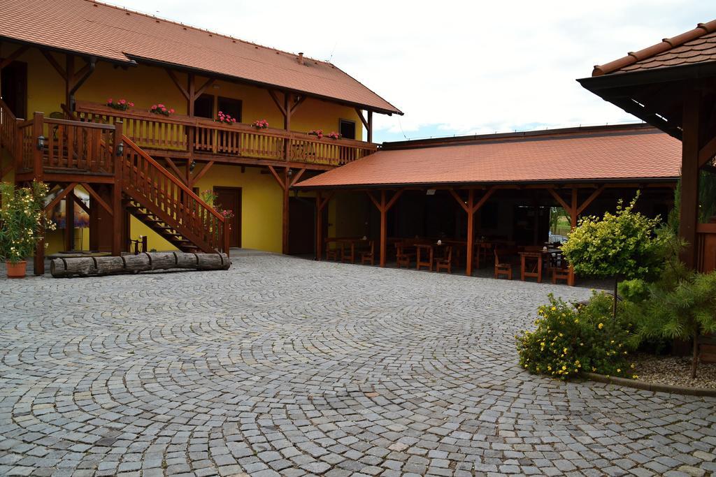 Penzion Mlyn Sedlec Sedlec  Extérieur photo